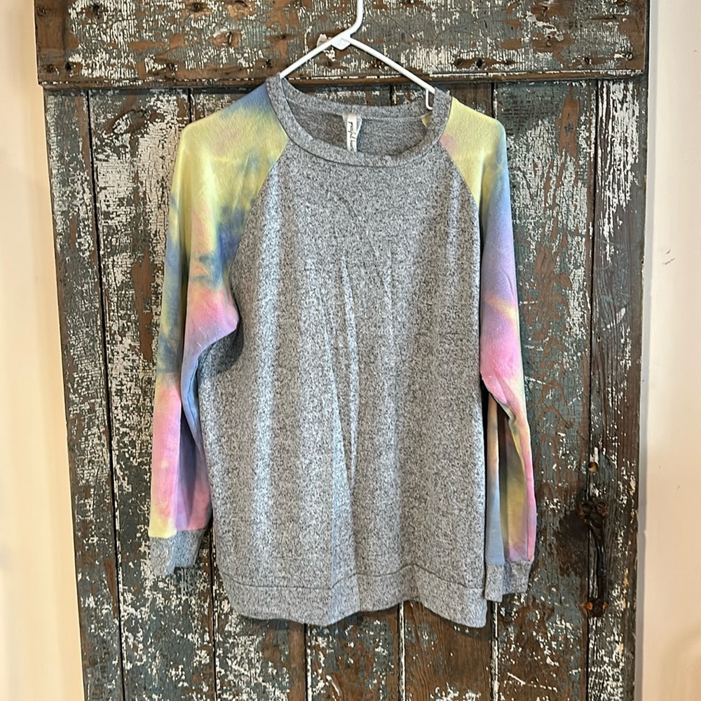 Grateful Hurts size 1x sweater